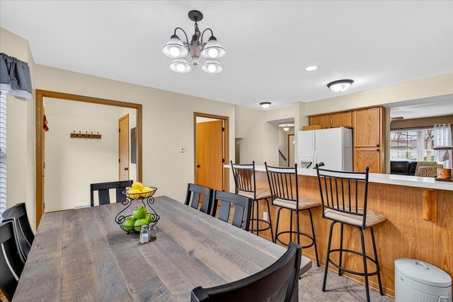 3805 Ice Age Drive, Madison, WI 53719