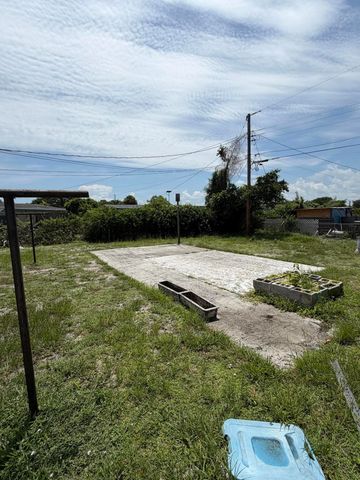 1310 11TH Street, West Palm Beach, FL 33401