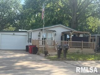 2208 Rancho Boulevard, Quincy, IL 62305