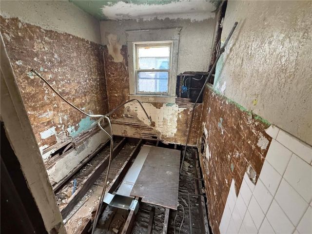 3414 Park Avenue, Kansas City, MO 64109