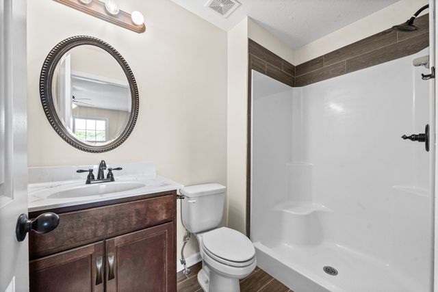 754 Robb Ave Apt A, Clarksville, TN 37040