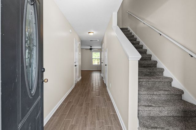 754 Robb Ave Apt A, Clarksville, TN 37040