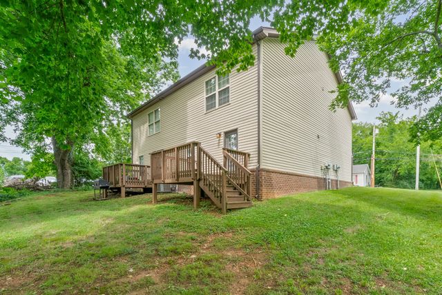 754 Robb Ave Apt A, Clarksville, TN 37040