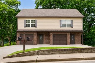 754 Robb Ave Apt A, Clarksville, TN 37040