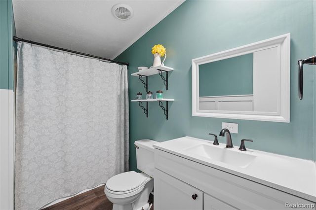 4729 Turtle Creek Drive, Howell, MI 48843