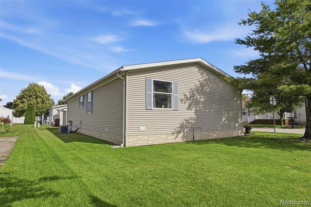 4729 Turtle Creek Drive, Howell, MI 48843