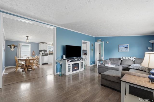 4729 Turtle Creek Drive, Howell, MI 48843