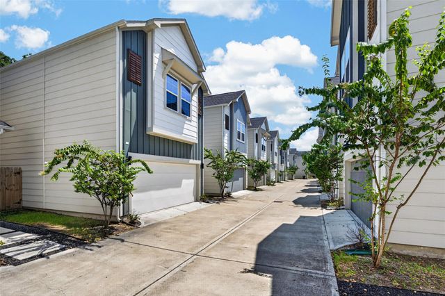 778 W Tidwell Road C, Houston, TX 77091