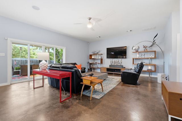 908 Idlewood Court, Highland Village, TX 75077