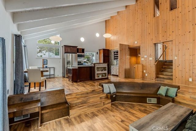 5950 Sunbury Avenue, Cambria, CA 93428