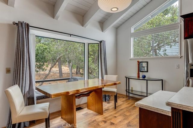 5950 Sunbury Avenue, Cambria, CA 93428