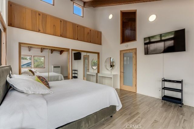 5950 Sunbury Avenue, Cambria, CA 93428