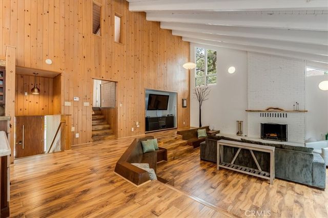 5950 Sunbury Avenue, Cambria, CA 93428