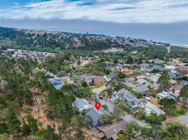 5950 Sunbury Avenue, Cambria, CA 93428