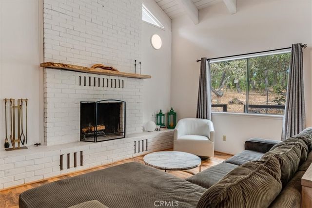 5950 Sunbury Avenue, Cambria, CA 93428