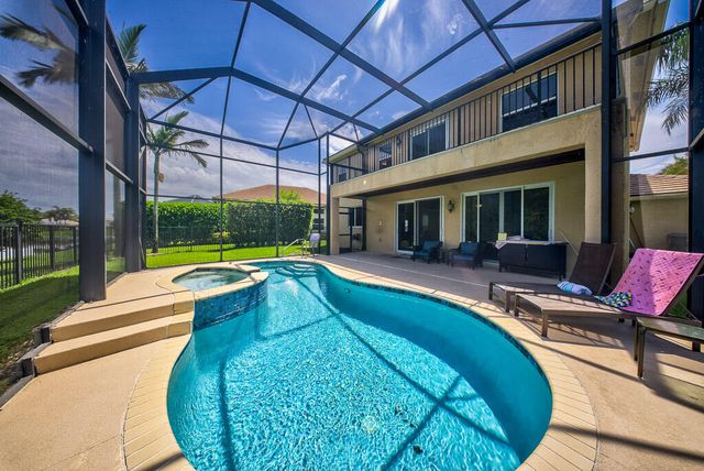 1681 Lakefield North Court, Wellington, FL 33414