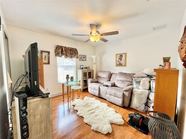 25336 SW 22ND AVENUE, Newberry, FL 32669