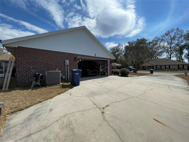 25336 SW 22ND AVENUE, Newberry, FL 32669