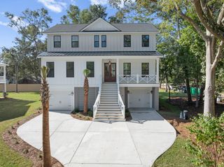 1872 Arsburn Road, Charleston, SC 29412
