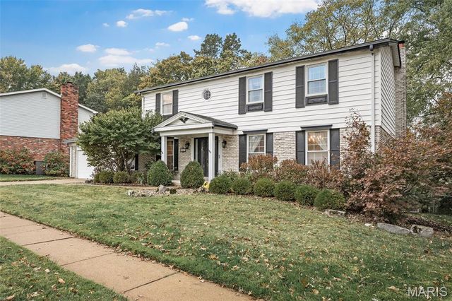 5327 Crowndun Drive, St Louis, MO 63129