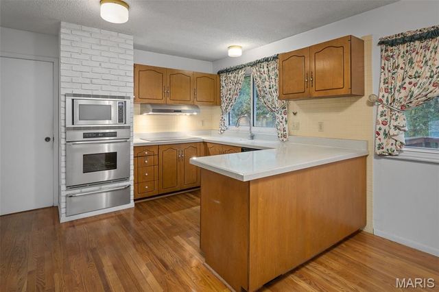 5327 Crowndun Drive, St Louis, MO 63129