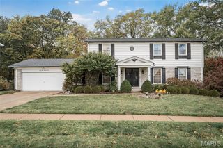 5327 Crowndun Drive, St Louis, MO 63129