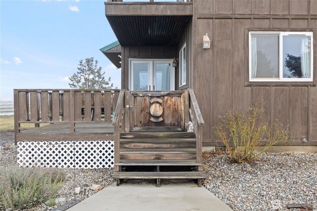 2623 Vantage Highway, Ellensburg, WA 98926