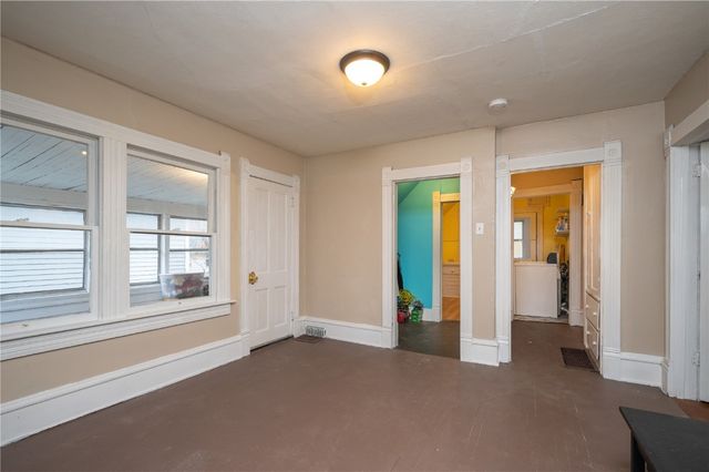 1551 C Avenue NE, Cedar Rapids, IA 52402