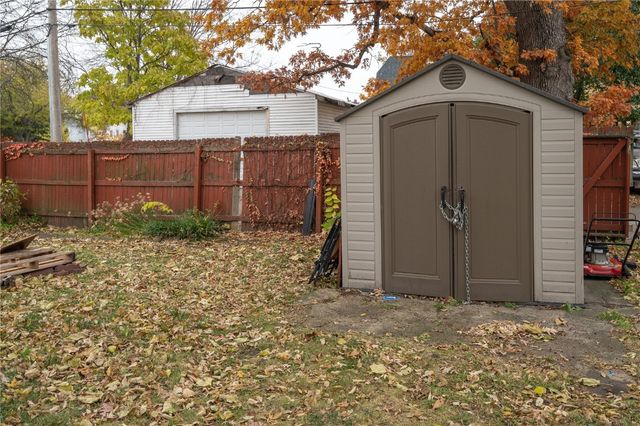 1551 C Avenue NE, Cedar Rapids, IA 52402