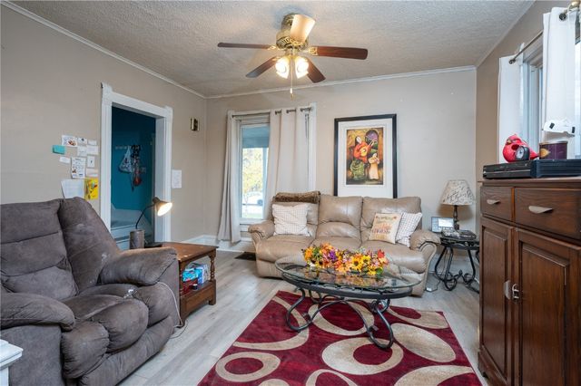 1551 C Avenue NE, Cedar Rapids, IA 52402