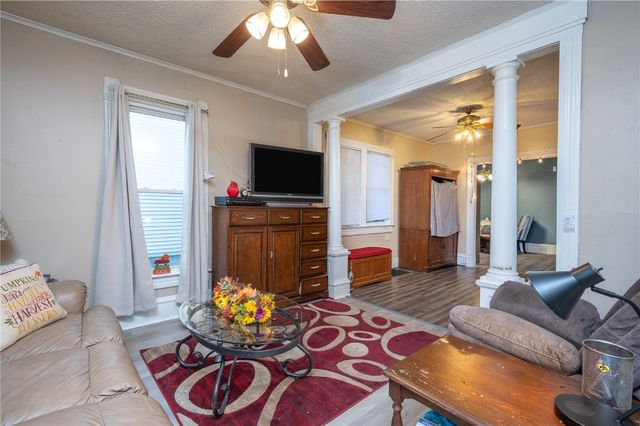 1551 C Avenue NE, Cedar Rapids, IA 52402