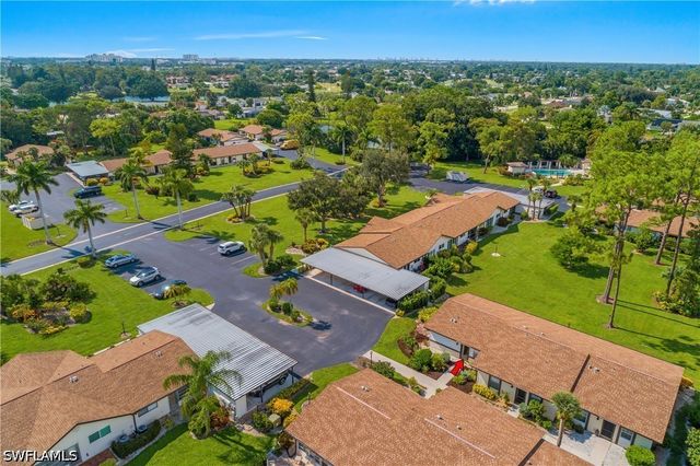 1071 Pine Isle LN 1071, Naples, FL 34112