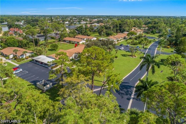 1071 Pine Isle LN 1071, Naples, FL 34112
