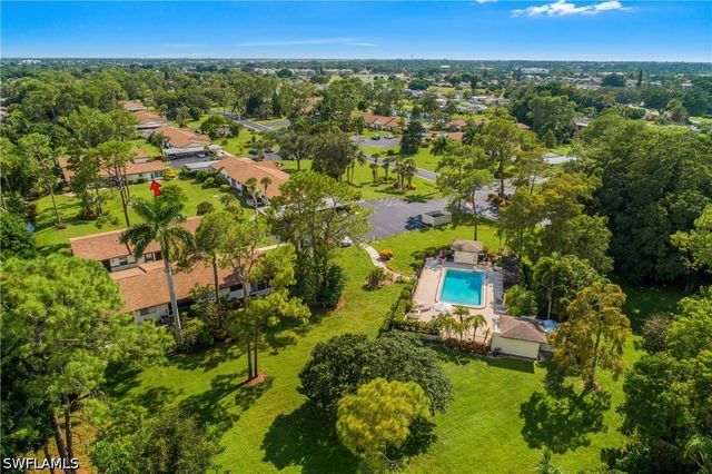 1071 Pine Isle LN 1071, Naples, FL 34112