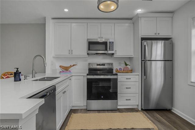 1071 Pine Isle LN 1071, Naples, FL 34112
