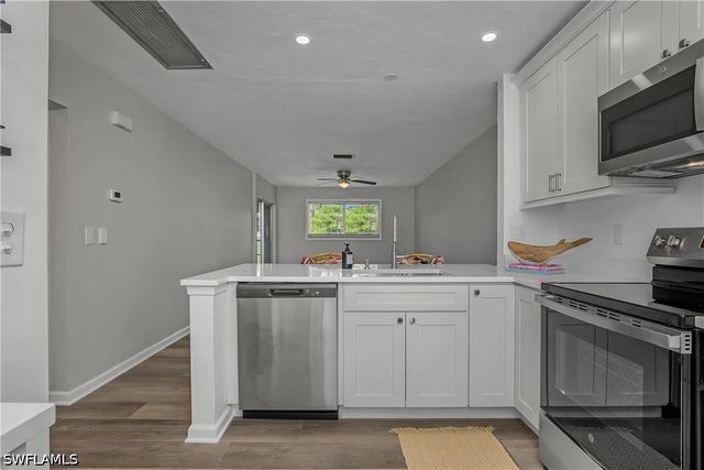 1071 Pine Isle LN 1071, Naples, FL 34112