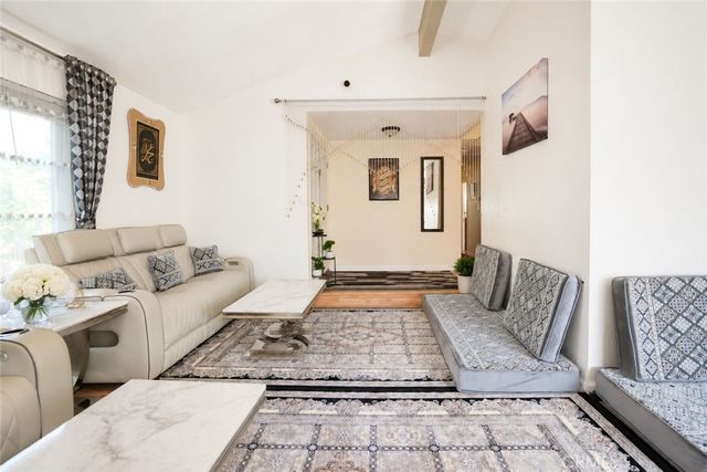 4100 Ahwahnee Court, Modesto, CA 95356