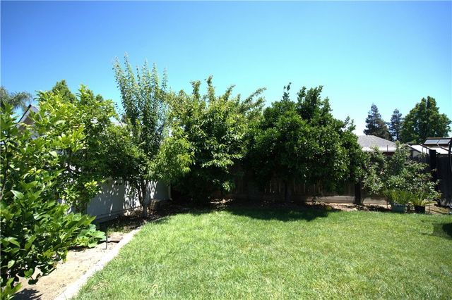 4100 Ahwahnee Court, Modesto, CA 95356