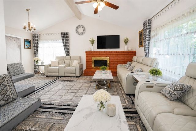 4100 Ahwahnee Court, Modesto, CA 95356