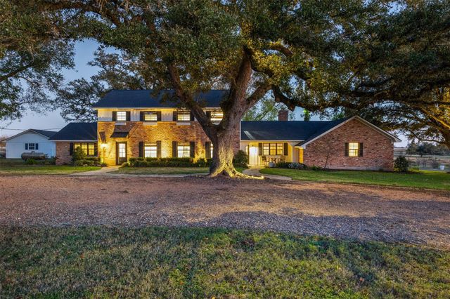 351 Pleasant Hill School Road, Brenham, TX 77833