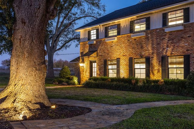 351 Pleasant Hill School Road, Brenham, TX 77833