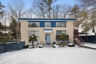 330 Cambridge St, Winchester, MA 01890