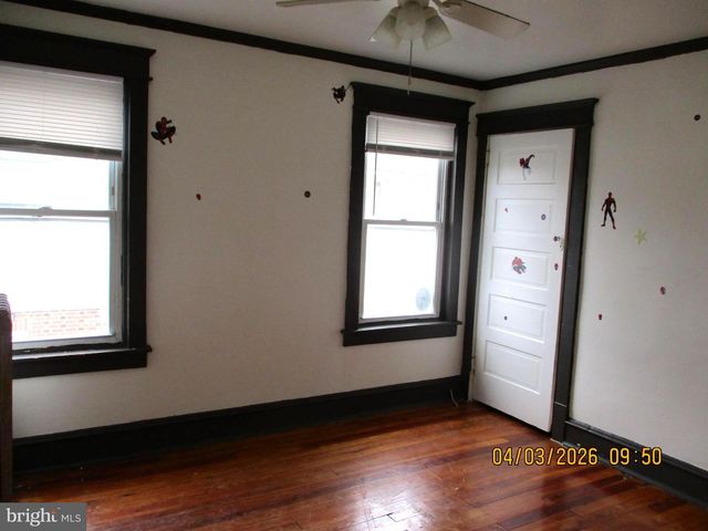 30 N RIDGEWAY AVE, Glenolden, PA 19036