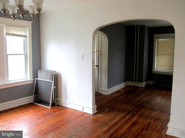 30 N RIDGEWAY AVE, Glenolden, PA 19036