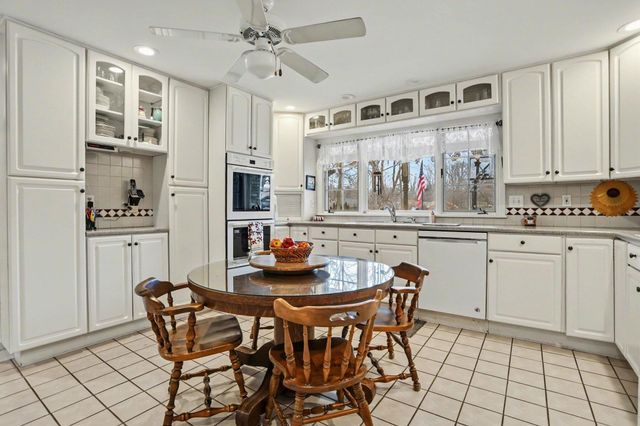 422 Briar Court, St. Joseph City, MI 49085