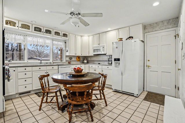 422 Briar Court, St. Joseph City, MI 49085