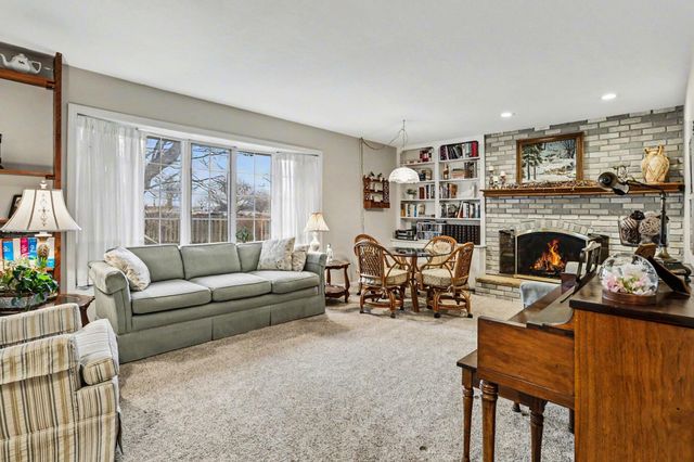 422 Briar Court, St. Joseph City, MI 49085