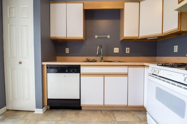 6081 Pennsylvania Drive, Merrillville, IN 46410