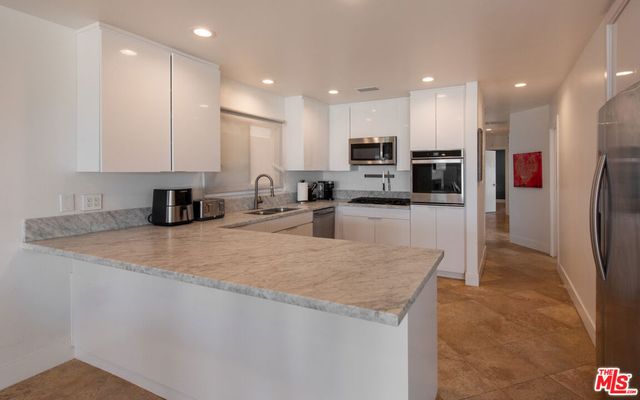 6419 Ocean Front Walk, Playa Del Rey, CA 90293
