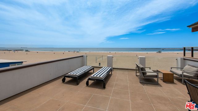 6419 Ocean Front Walk, Playa Del Rey, CA 90293